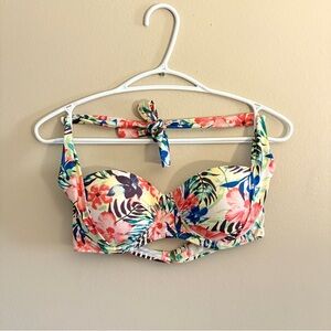Tropical Floral Print Halter Bikini Top with Cups